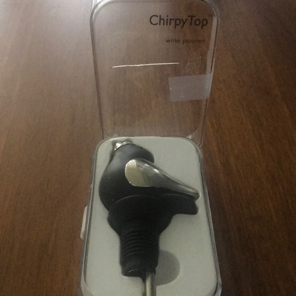 Brand new fun.wine pourer